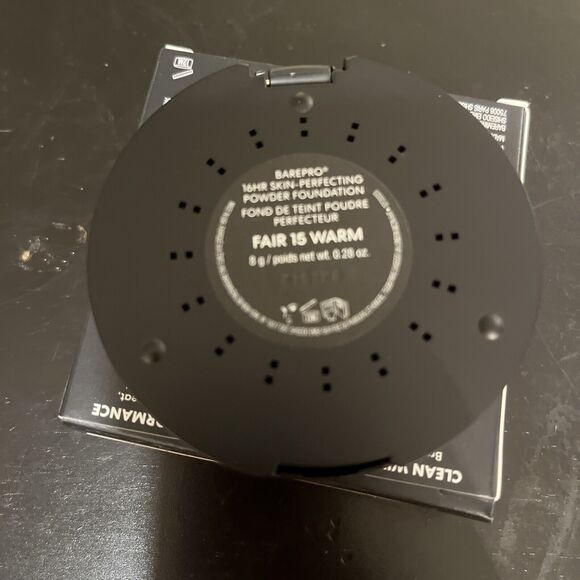 BARE MINERALS ~ BARE PRO 16 HR POWDER FOUNDATION ~ Fair 15 Warm - Picture 4 of 8